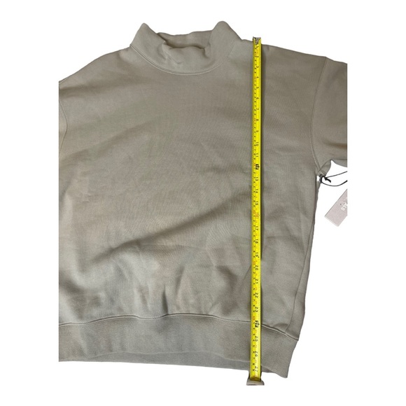 NWT Fear of God Essentials Green Mock Neck Sweatshirt Back Logo plate Medium - Picture 9 of 9